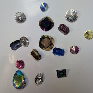 Wendy Gell jewelry supplies lot B, 15 Swarovski jewels